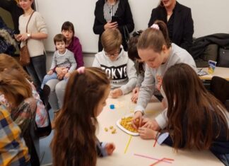 Ваннаставне активности као важан део у мозаику наставе у српским допунским школама у иностранству