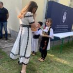 2.Традиционални српски дочек уз погачу и со