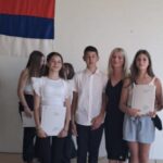 Učenici 8.razreda i učiteljica Valentina Damjanović
