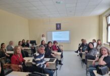 Реализоване обуке за имплементацију програма заснованих на исходима за образовни профил Комерцијалиста
